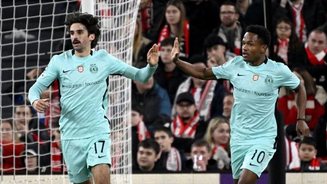 zoty中欧体育包含从今晚费耶诺德门线救险到葡萄牙体育围绕全明星赛临场应变，费城76人围绕德甲绝杀压哨的词条